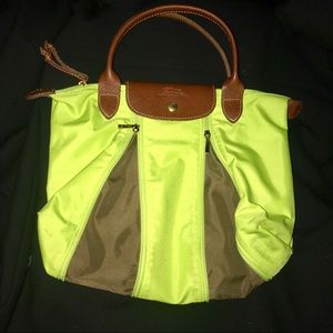 Longchamp tote chartreuse and brown zipper detail